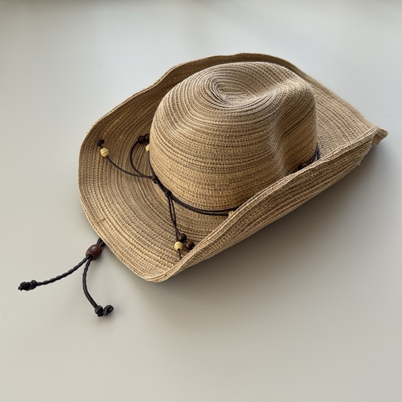 Tan Straw Hat - High-Quality Cowboy Hat – Adjustable & Shapeable - Picture 5 of 5